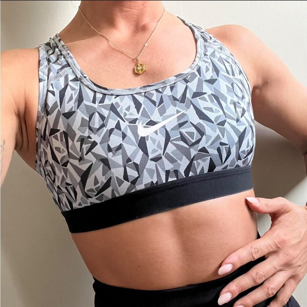 Nike Pro Classic Facet Sports Bra Geometric Pattern Black Grey NWT Size Large